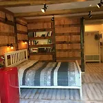 Skay Loft Bed & Breakfast