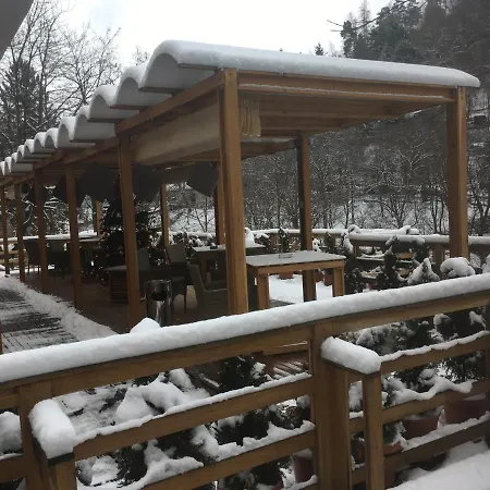 Skay Loft Bed & Breakfast 3*