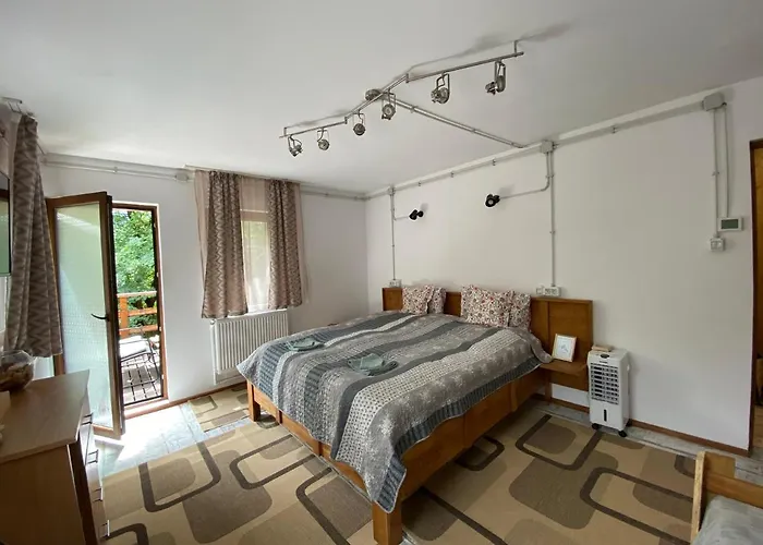 Skay Loft Bed & Breakfast 3*