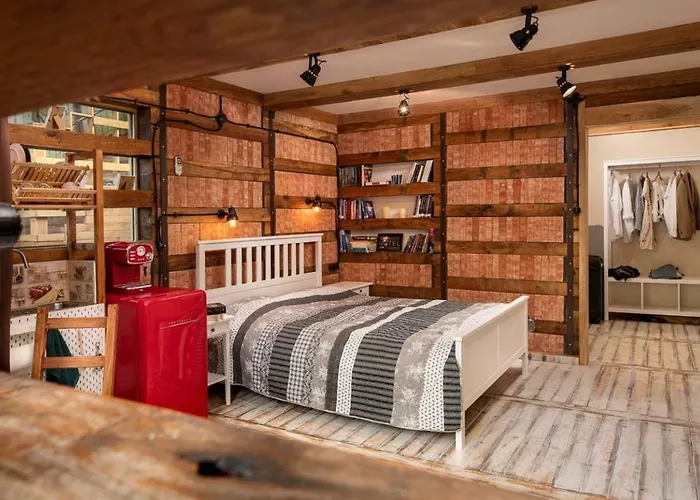 Skay Loft Bed & Breakfast 3*