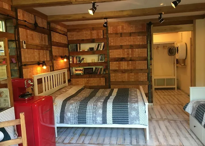 Skay Loft Bed & Breakfast
